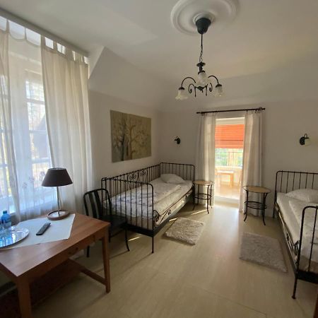 Krzysin Hotel Podkowa Leśna Kültér fotó